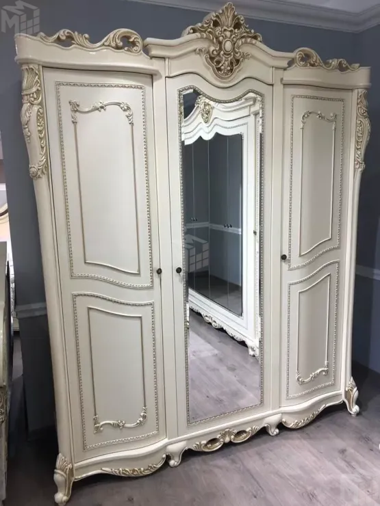 Шкаф Джоконда 3-дверный крем глянец