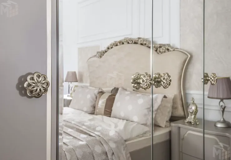 Шкаф Лали 4-дверный бежевый с зеркалом 