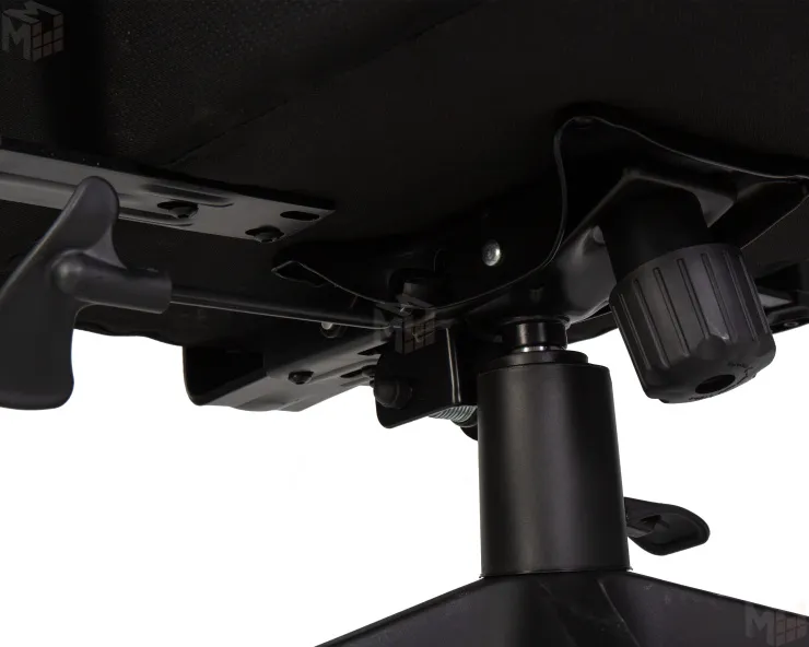 Офисное кресло для персонала DOBRIN TEODOR (чёрный)