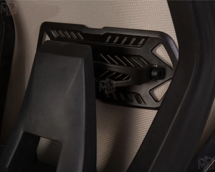 Офисное кресло для персонала DOBRIN TEODOR (чёрный)