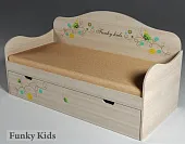 Низкая кровать для детей Бабочки 40011 Низкая кровать для детей Бабочки 40011