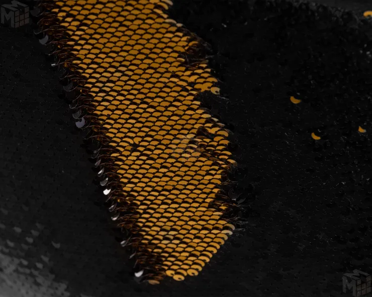 Стул барный DOBRIN DARCY BLACK SHINY (черный велюр с черно-золотыми пайетками)